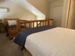 MH204 Loft bedroom with Twin bed, Queen bed, Bathroom and A.C.